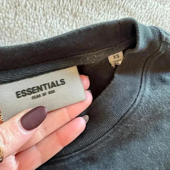 FOG- Fear of God Essentials T-Shirt size XS - Picture 5 of 6